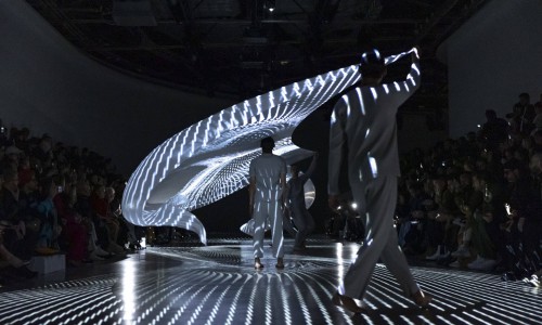 HOMME PLISSÉ ISSEY MIYAKE 发布2023秋冬男装新作
